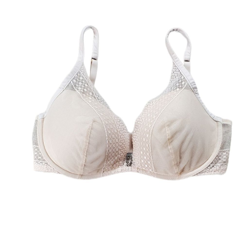 NWOT Victoria's Secret Nude Plunge Bra